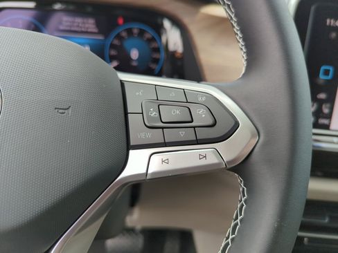 New 2026 Volkswagen Atlas SE image 38