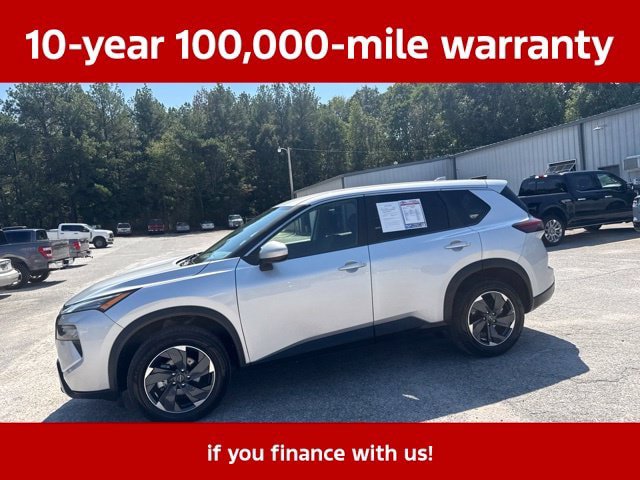 Used 2025 Nissan Rogue SV AWD/4WD image 2