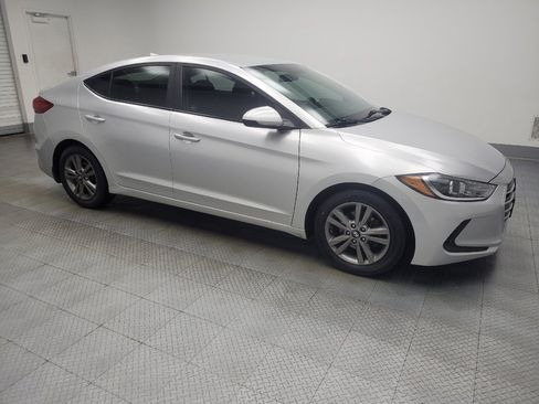 Used 2018 Hyundai Elantra SEL image 11