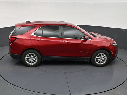 Used 2024 Chevrolet Equinox LT FWD image 16