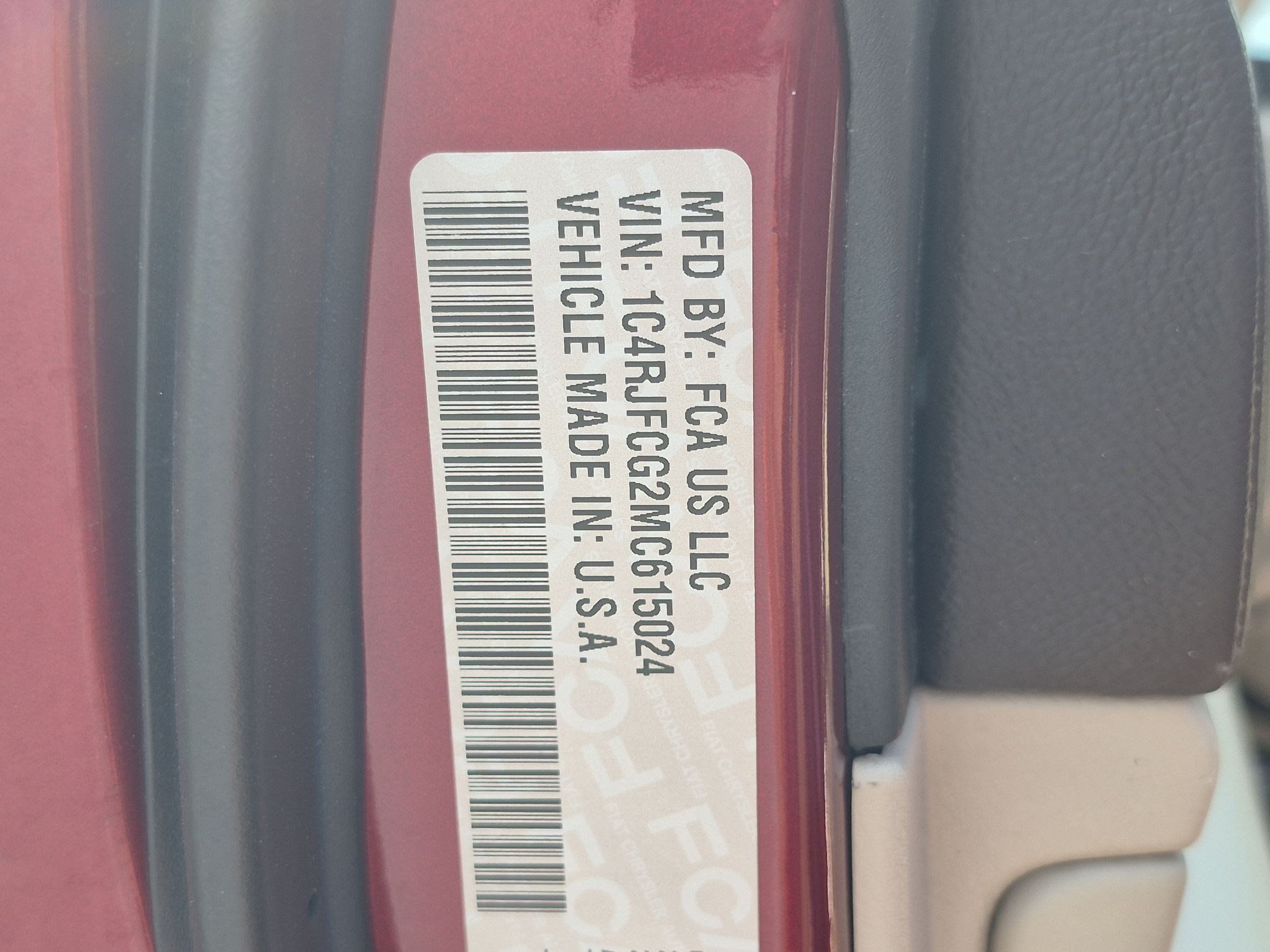 Used 2021 Jeep Grand Cherokee Overland AWD/4WD image 28