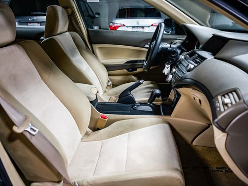 Used 2009 Honda Accord LX image 17