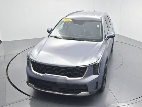 Used 2024 Kia Sorento S FWD image 50