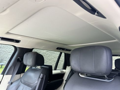 Certified 2023 Land Rover Range Rover Long Wheelbase Autobiography AWD/4WD image 17