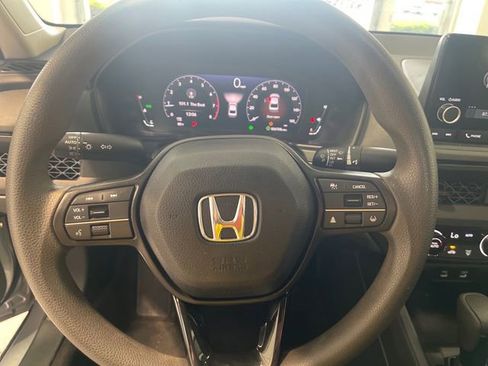 Certified 2025 Honda Accord LX image 8
