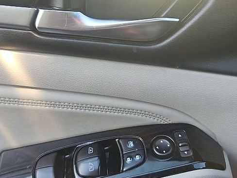 Used 2020 Nissan Altima 2.5 SV FWD image 15
