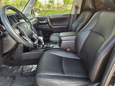 Used 2023 Toyota 4Runner TRD Off-Road Premium image 23