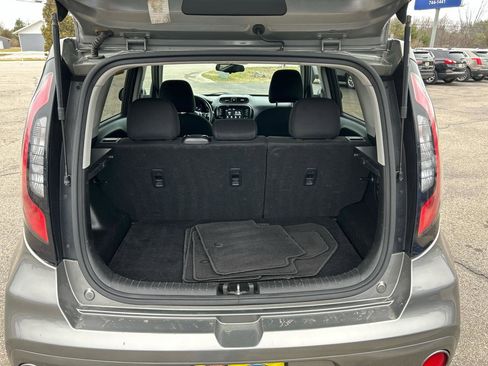 Used 2019 Kia Soul + image 21