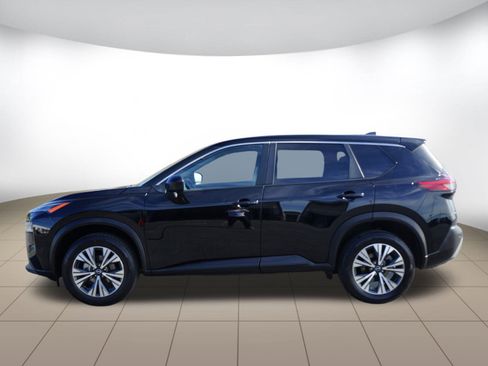 Used 2023 Nissan Rogue SV image 4