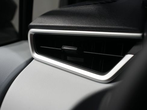 New 2026 Toyota Corolla SE image 25