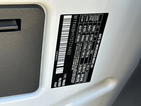 New 2025 Mercedes-Benz Sprinter 2500 image 33