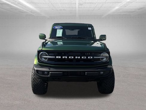 Used 2023 Ford Bronco Outer Banks AWD/4WD image 3