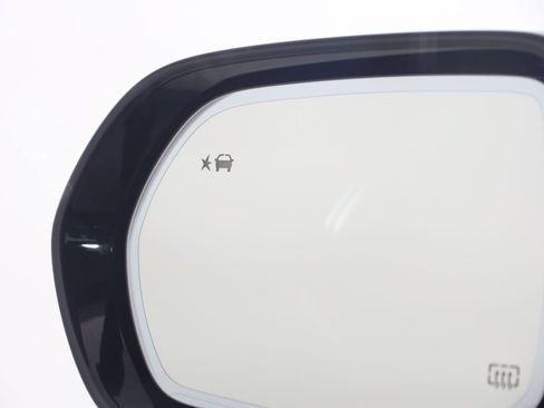 Used 2025 Buick Enclave Sport Touring FWD image 26