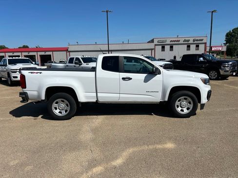 Used 2022 Chevrolet Colorado W/T w/ WT Convenience Package AWD/4WD image 6