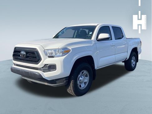 Used 2022 Toyota Tacoma SR AWD/4WD image 3