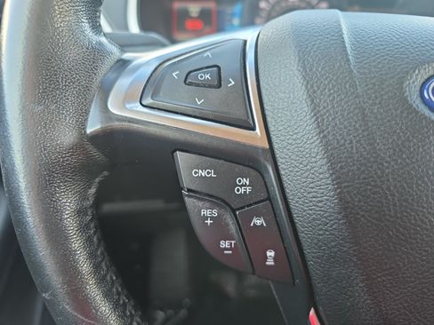 Used 2019 Ford Edge SEL w/ Equipment Group 201A FWD image 22