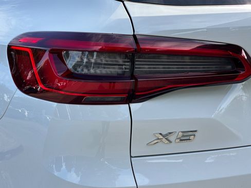 Used 2019 BMW X5 xDrive40i w/ Premium Package AWD/4WD image 31