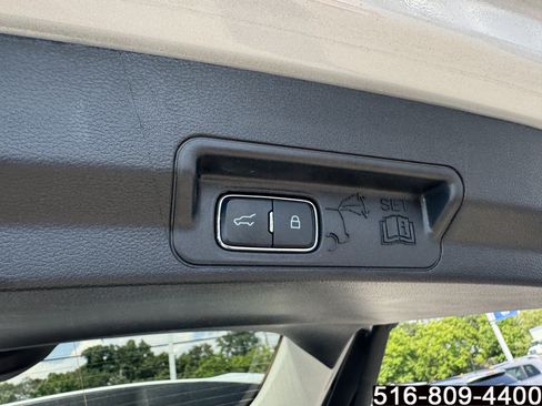 Used 2026 Ford Explorer Active AWD/4WD image 33