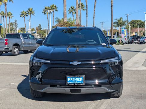 Used 2026 Chevrolet Blazer EV LT w/ Midnight/Sport Edition FWD image 8