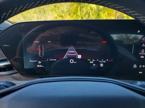 Used 2025 Audi Q5 Premium w/ Convenience Package image 33