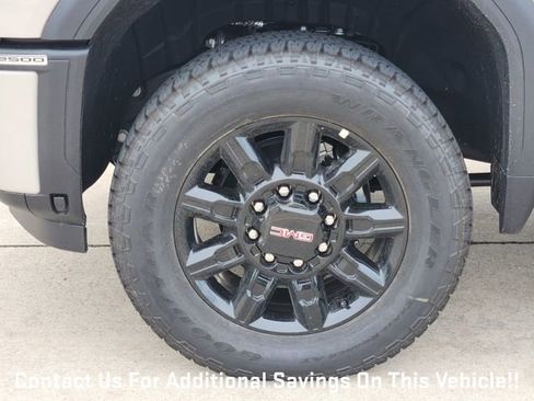 New 2026 GMC Sierra 2500 AT4 w/ AT4 Premium Plus Package AWD/4WD image 7
