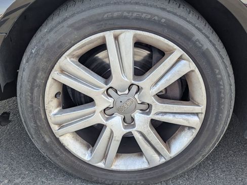 Used 2010 Audi A4 2.0T Premium image 13