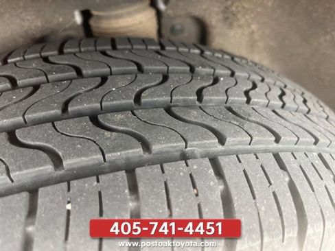 Used 2020 GMC Terrain SLE FWD image 11