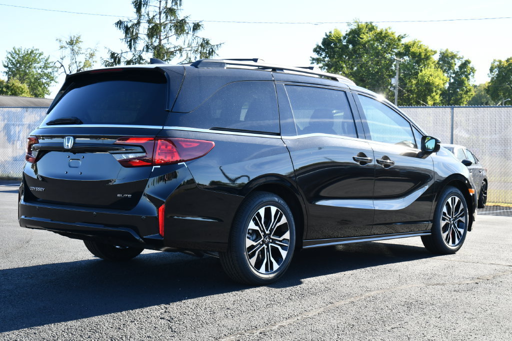 New 2027 Honda Odyssey Elite image 7