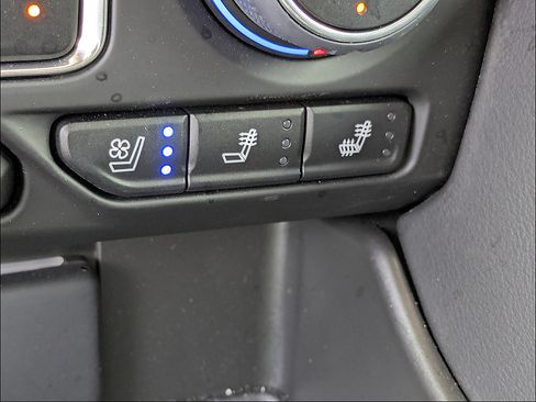 Used 2024 Chevrolet Tahoe High Country RWD image 32