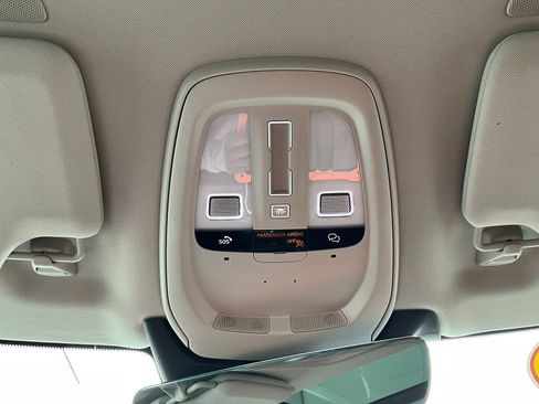 Certified 2024 Volvo XC90 B6 Core w/ Protection Package Premier image 21