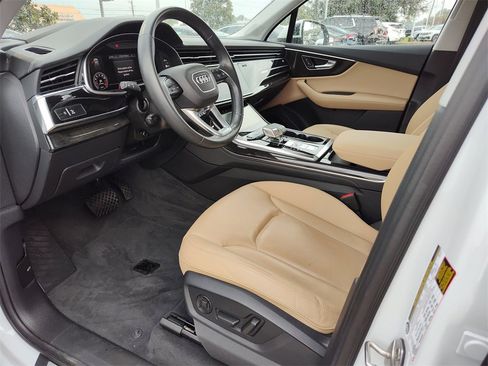 Used 2023 Audi Q7 3.0T Prestige image 2