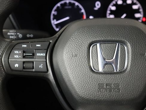 Used 2025 Honda CR-V LX image 8