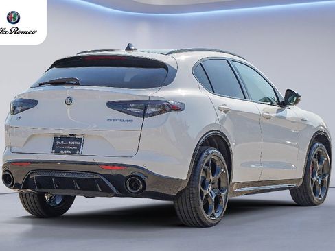 New 2025 Alfa Romeo Stelvio Sprint w/ Veloce Package AWD/4WD image 5