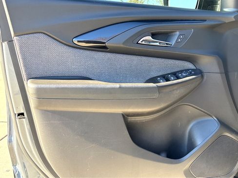 Used 2021 Chevrolet TrailBlazer LT image 17