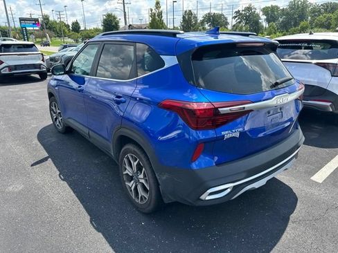Used 2023 Kia Seltos EX AWD/4WD image 6