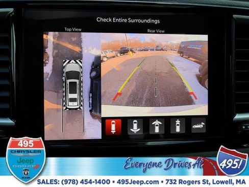 New 2026 Chrysler Pacifica Select image 35