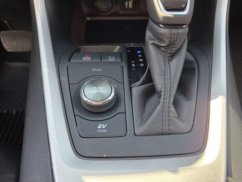 Used 2024 Toyota RAV4 Limited w/ Advanced Technology Package AWD/4WD image 19