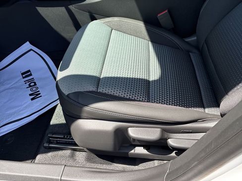 New 2026 Chevrolet Trax LT w/ Driver Confidence Package FWD image 12