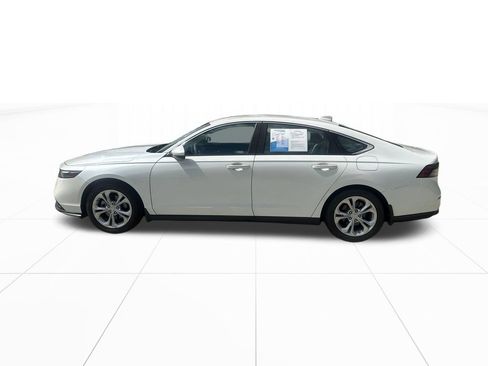Certified 2023 Honda Accord LX image 5