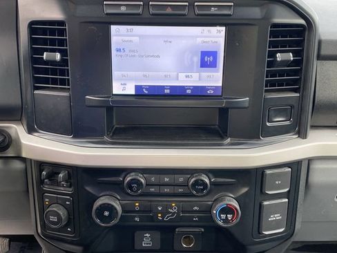 Used 2024 Ford F250 XLT image 12