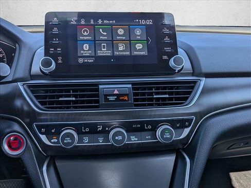 Used 2021 Honda Accord Touring image 14