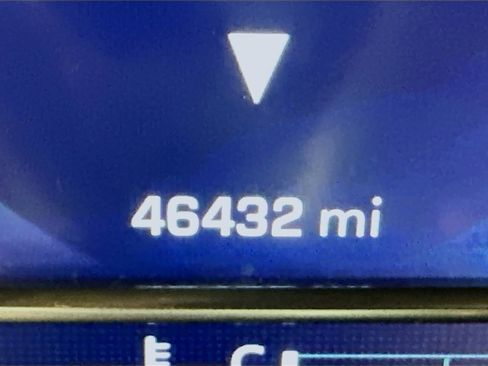 Used 2022 Chevrolet Silverado 1500 LT image 18