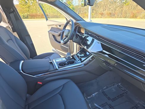 New 2026 Audi Q7 Premium Plus image 10