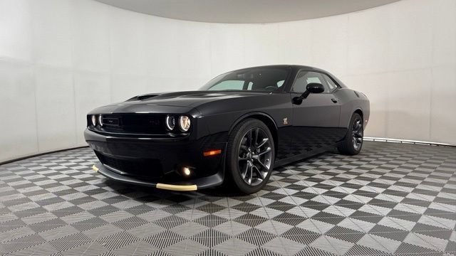 Used 2023 Dodge Challenger R/T Scat Pack RWD image 7