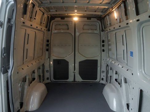 New 2026 Mercedes-Benz Sprinter 2500 image 13