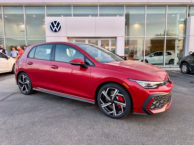 New 2026 Volkswagen GTI SE FWD image 1