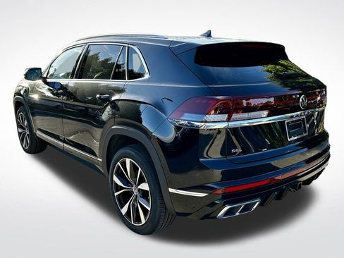 New 2026 Volkswagen Atlas Cross Sport SEL Premium R-Line AWD/4WD image 7