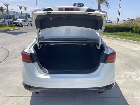 Used 2021 Nissan Altima 2.5 SR FWD image 24