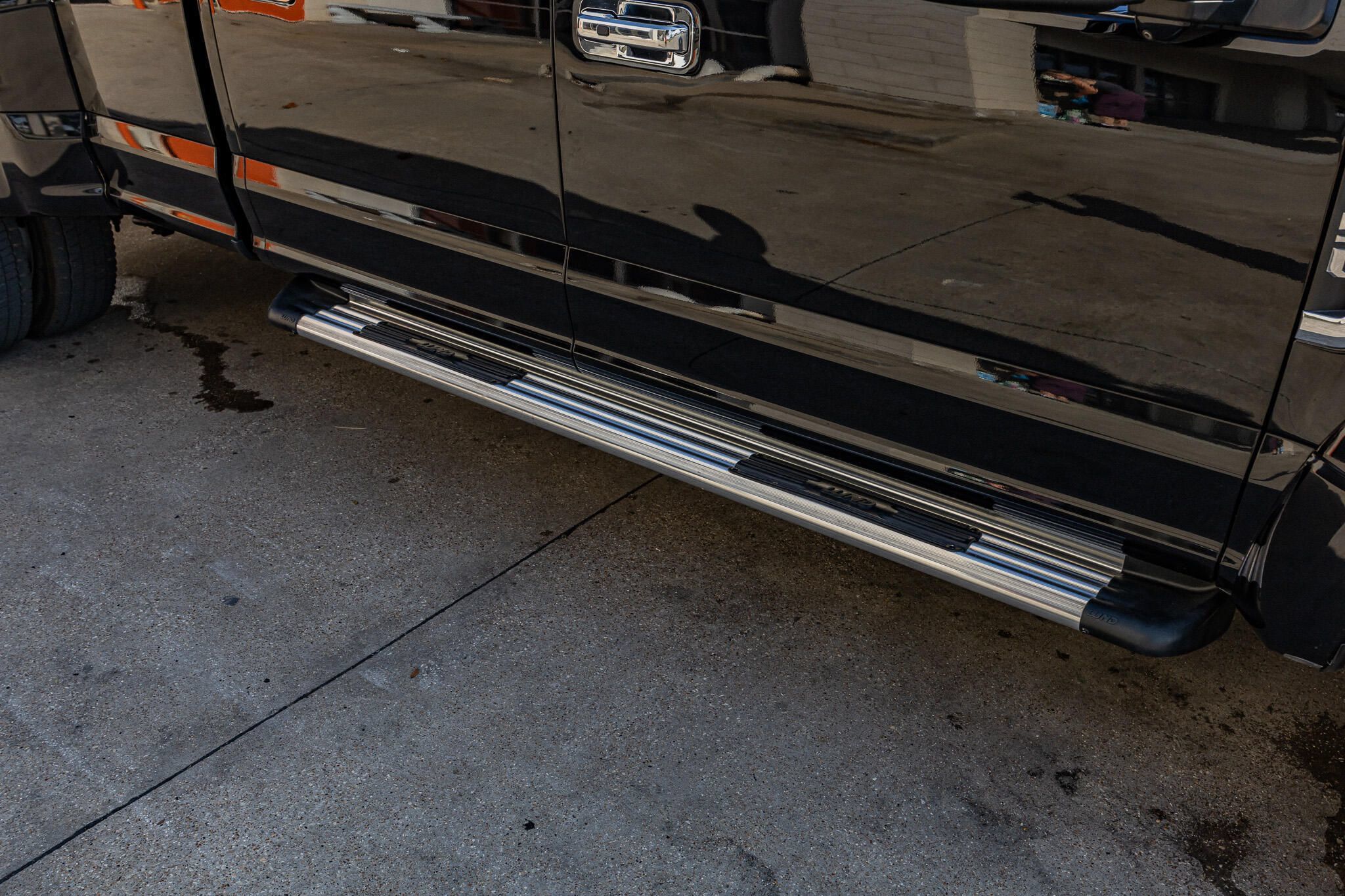 Used 2019 Ford F450 Platinum w/ Platinum Ultimate Package AWD/4WD image 12