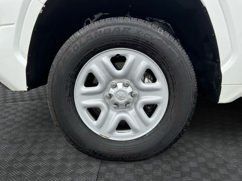 Used 2025 Toyota Tundra SR w/ SR Tow Package AWD/4WD image 11